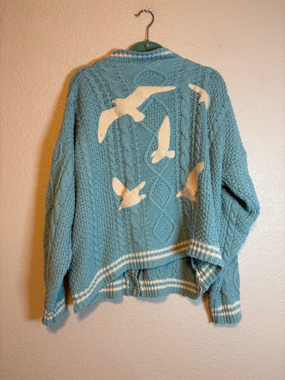 Taylor Swift 1989 Cardigan Blue Seagulls Knit Cozy XL 2XL - Picture 12 of 12